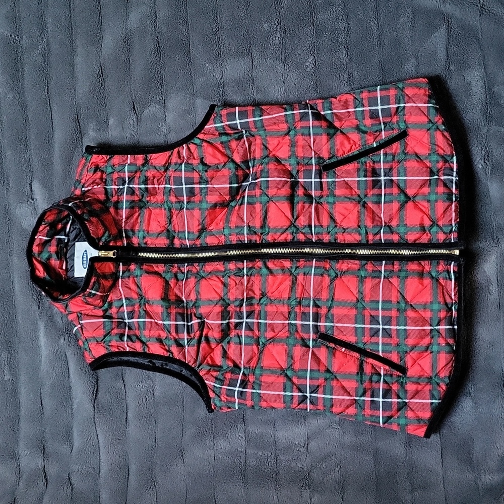 Plaid Quilted Puffer Vest with Black Velvet Trim, And Pockets, Size Medium!